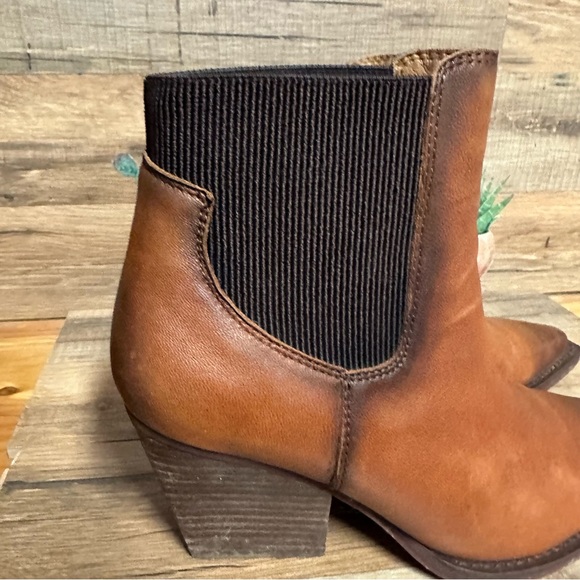 Vintage Havana women’s Patron leather ankle boots pointy toe size 8.5 - Picture 2 of 10